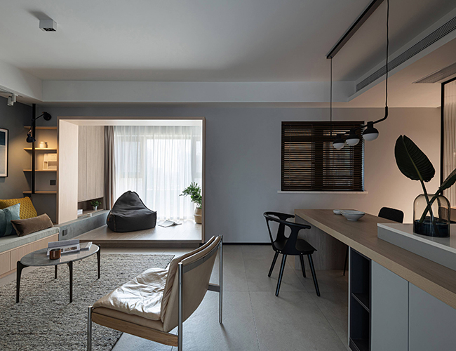 “发现”、“遥望”、“交流”